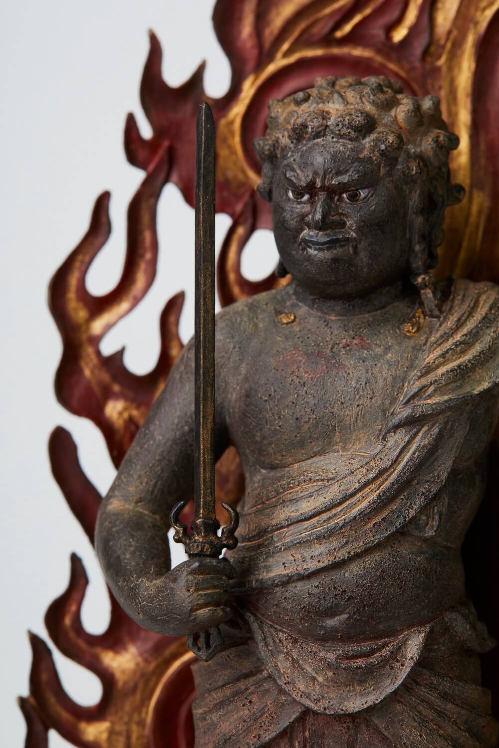 仏教美術　香木　白檀彫刻　不動明王像　仏像　C　5401 仏教美術 香木 白檀彫刻 不動明王像 仏像 C 5401