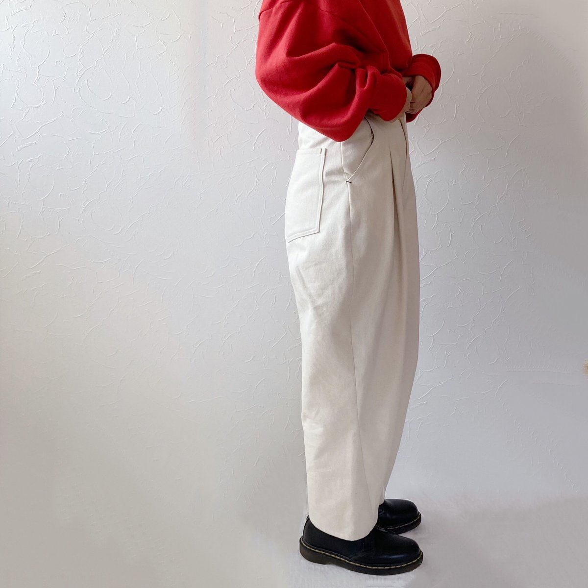 ころんとフォルムのバルーンパンツ〈生成りdenim〉 | grand grandma's