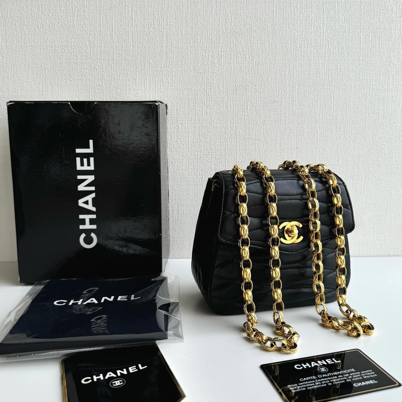 希少　CHANEL シャネル　ミニマトラッセ  ビジュー　チェーンバッグ CHANEL - 希少 CHANEL シャネル ミニマトラッセ ビジュー チェーン