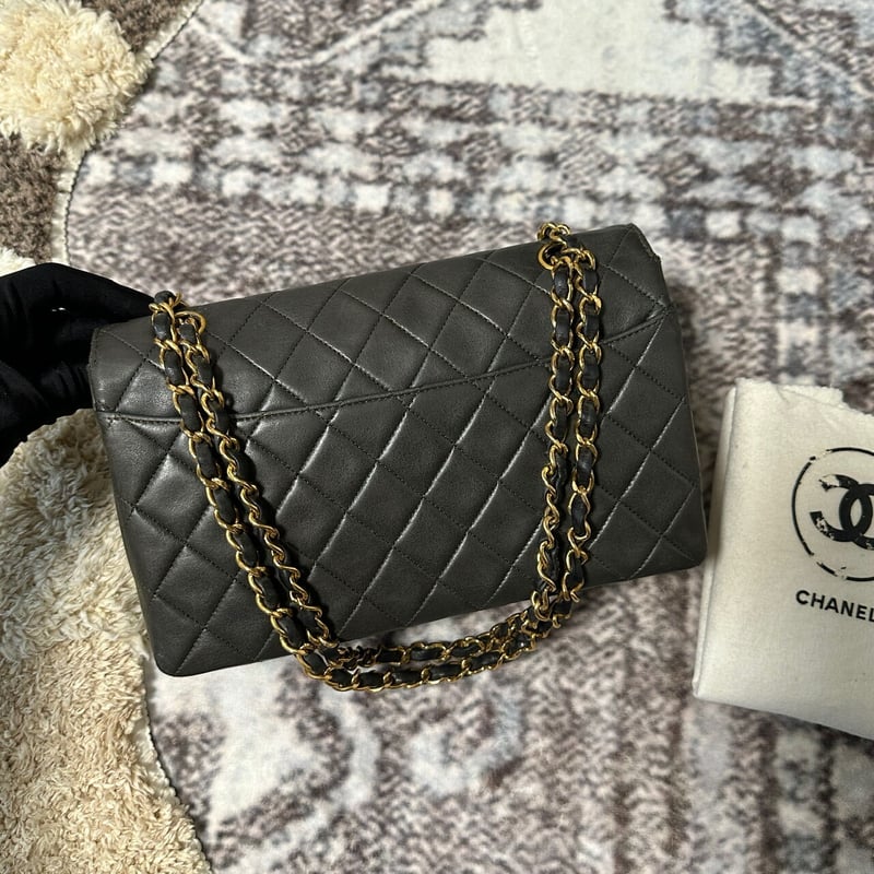 CHANEL ショルダーバッグ グレー/グリーン シャネル マトラッセ Wチェーン ショルダーバッグ グレーグリーン