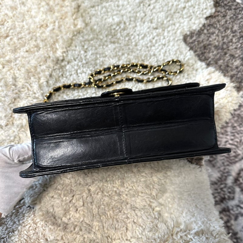 シャネル マトラッセ チェーンショルダーバッグ ブラック マトラッセ シャネル ショルダーバッグ チェーンバッグ ラムスキン