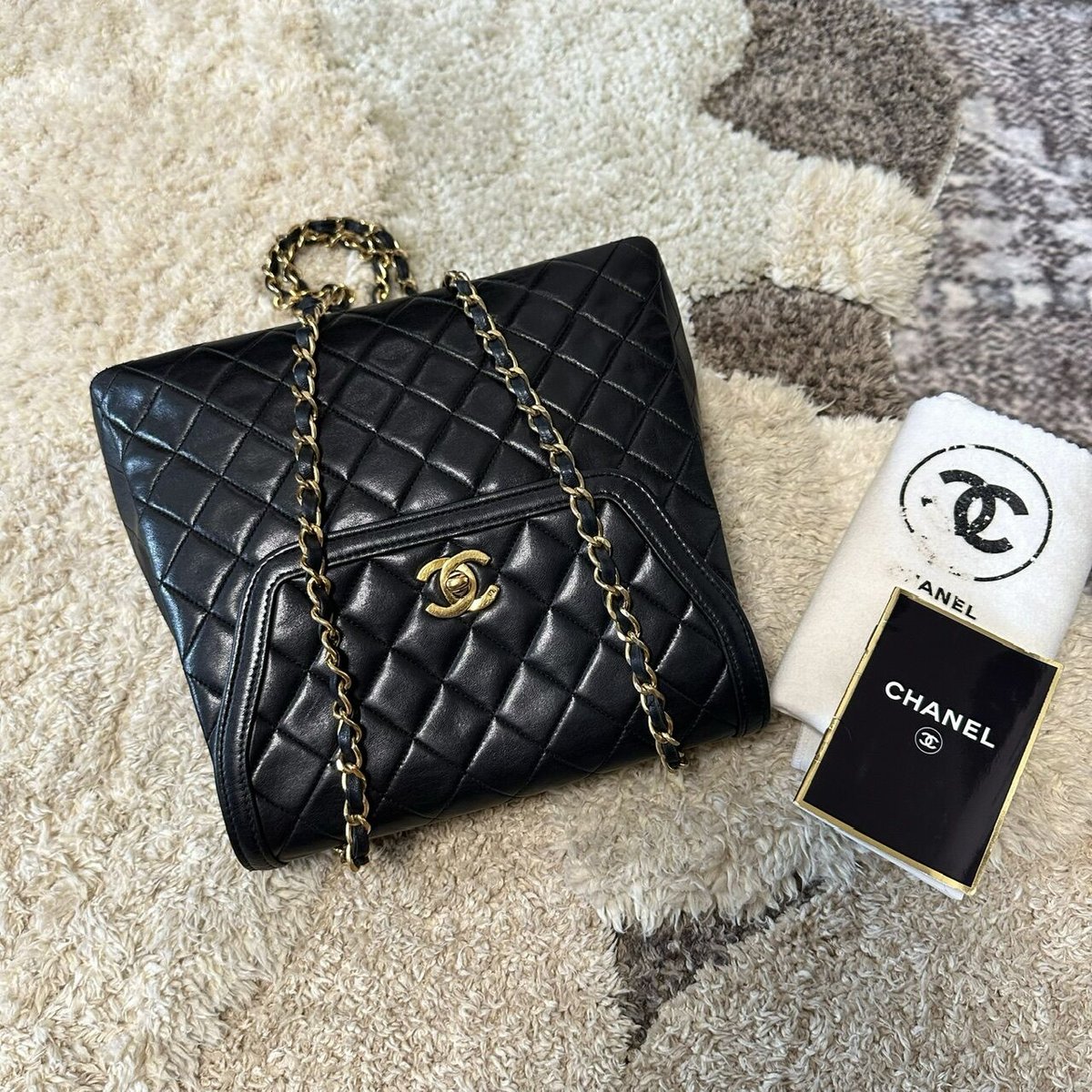 シャネル　紙袋　箱　マトラッセ シャネル CHANEL レア 紙袋 3枚セット マトラッセ/カメリア