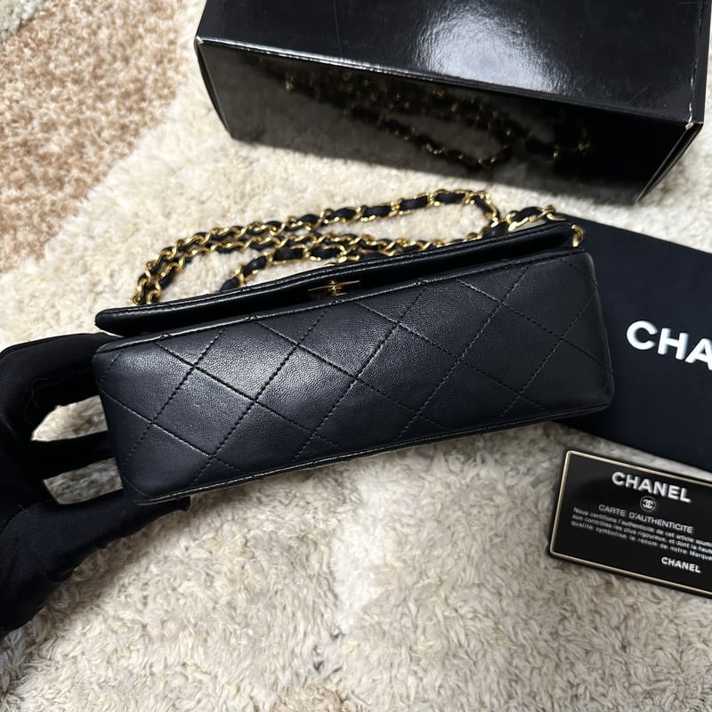 ❤CHANEL❤ブラック キルティング ミニバッグ チェーンショルダー ブラック キルティング ミニバッグ チェーンバッグ ショルダー
