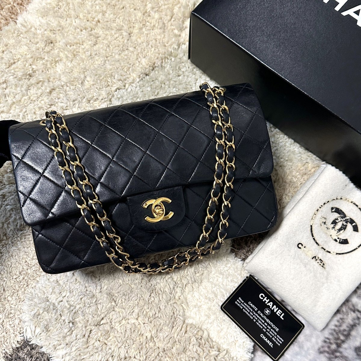 シャネル マトラッセ25 Wフラップ Wチェーン ショルダーバッグ
