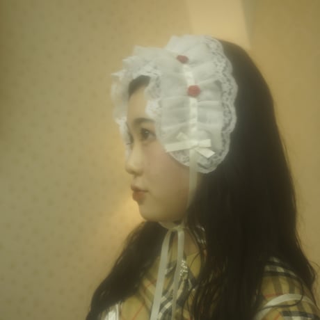 cake head dress [strawberry cake]