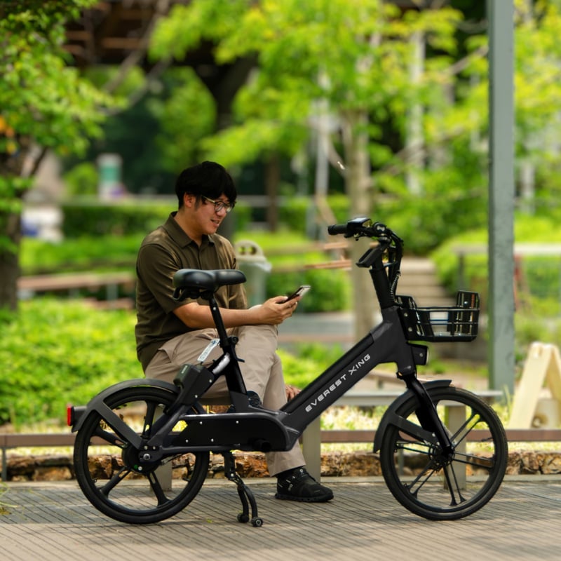 【新古車】 EVEREST XING CITY + 〈シティブラック〉 EVEREST XING CITY(エベレスト エクシング シティー)/特定小型原付