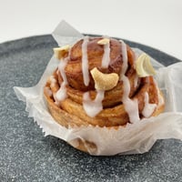 【スペルト小麦】のシナモンカルダモンロール