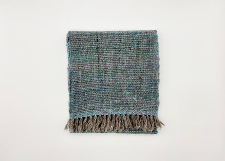 【みちのくあかね会】　spun ロングマフラー 楽天市場】ロングマフラー（グレー系）ホームスパン（箱付