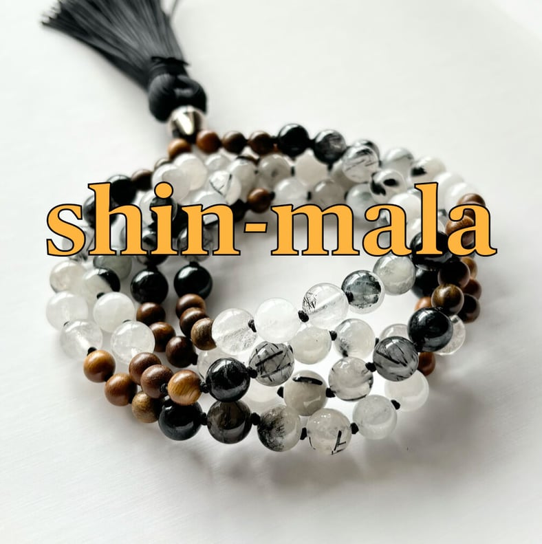 no.0186 艶消しグリーンクォーツのビーズラップ no.0186 艶消しグリーンクォーツのビーズラップ