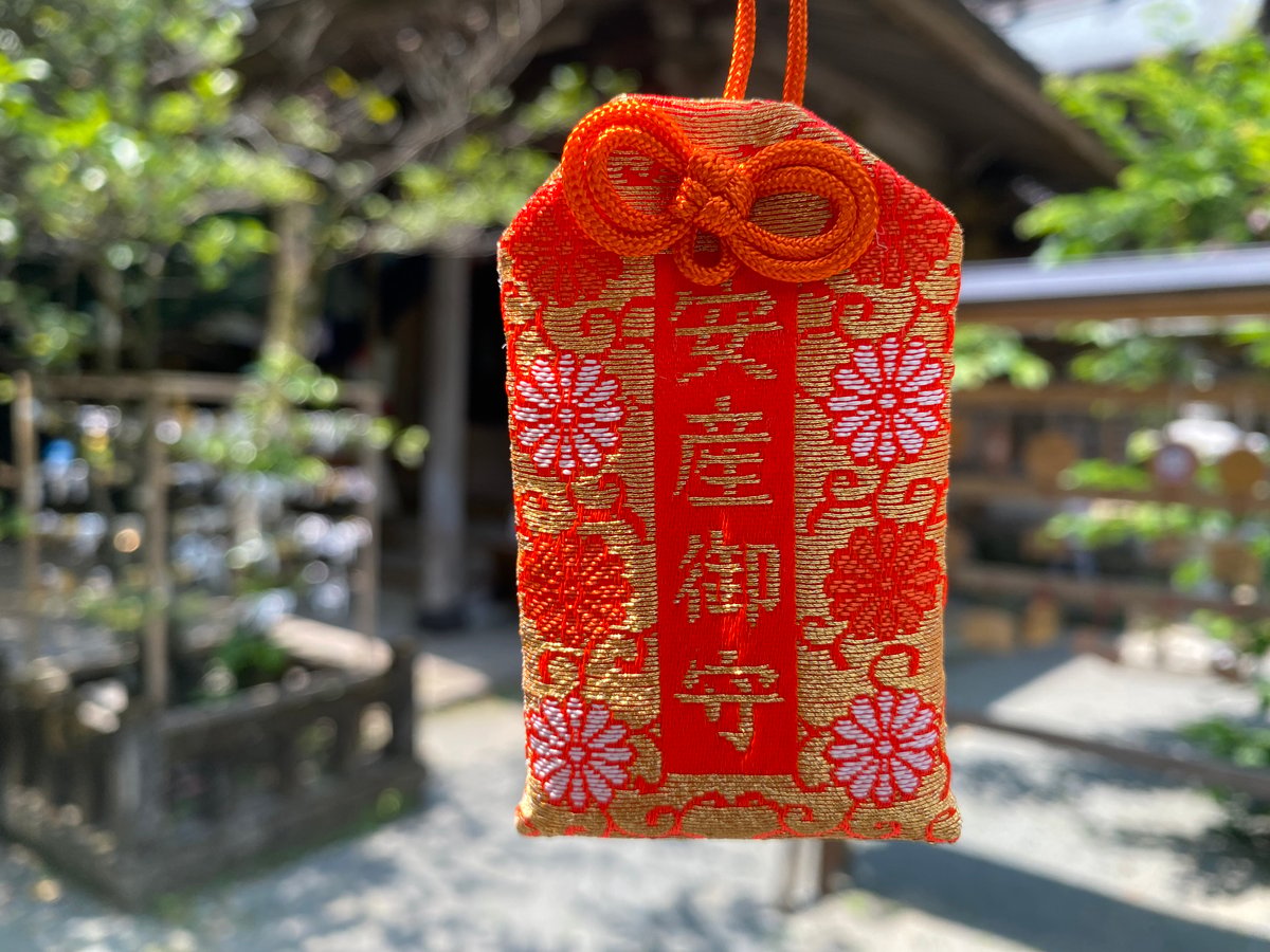 あきこんぐ様　オーダー御守り 「月雫御守(しずくおまもり)」頒布開始 3月20日9時から新たな御守り チャーム