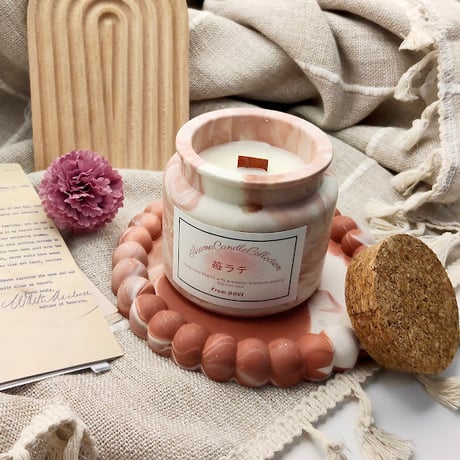 パチパチ癒しの木芯キャンドル〈苺ラテ〉