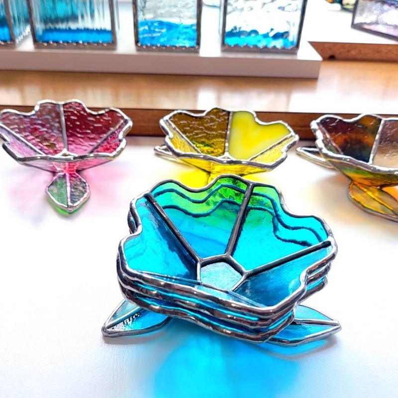 ステンドグラス 小物入れ 「花 小皿 ブルー」 | ことぶき家ステンドグラス