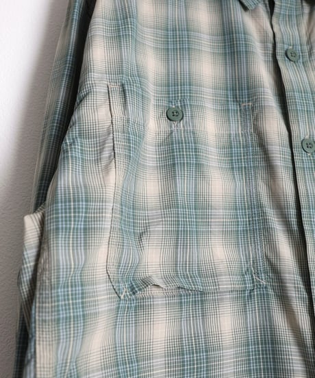 2000s "REI" l/s outdoor designed shirt