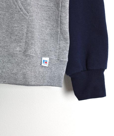 2000s "RUSSELL" two-tone designed hoodie