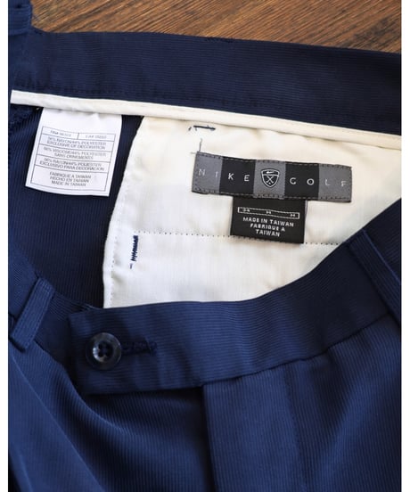 1990s-2000s "NIKE GOLF" two-tuck shorts