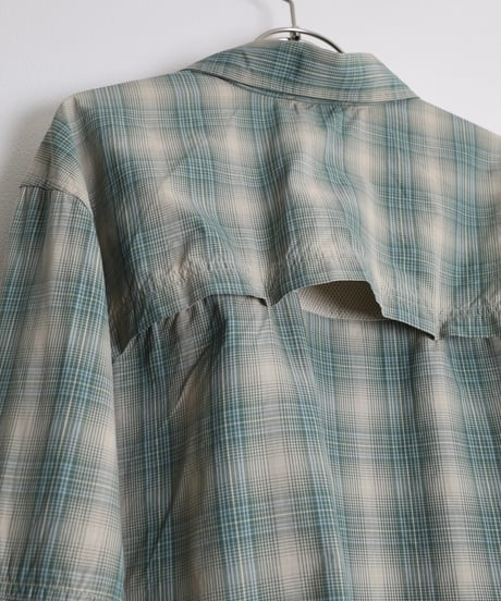 2000s "REI" l/s outdoor designed shirt
