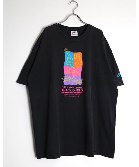 1990s "NIKE" print t-shirt