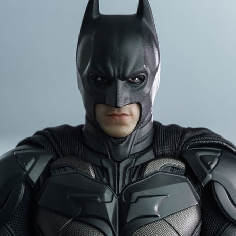 入荷しました〜　Inart 1/12 バットマン　ダークナイト　ライジング　アクションフィギュア 可動