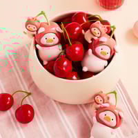 TOYZEROPLUS×CICI'S STORY 子豚LULU チェリー【コレクションフィギュア】