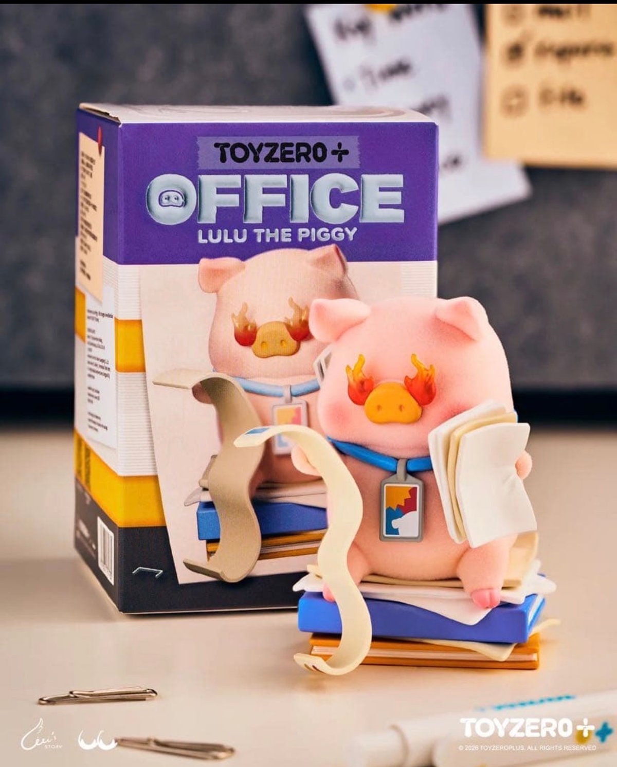 最新作 TOYZEROPLUS 子豚Lulu オフィス office トレーディング