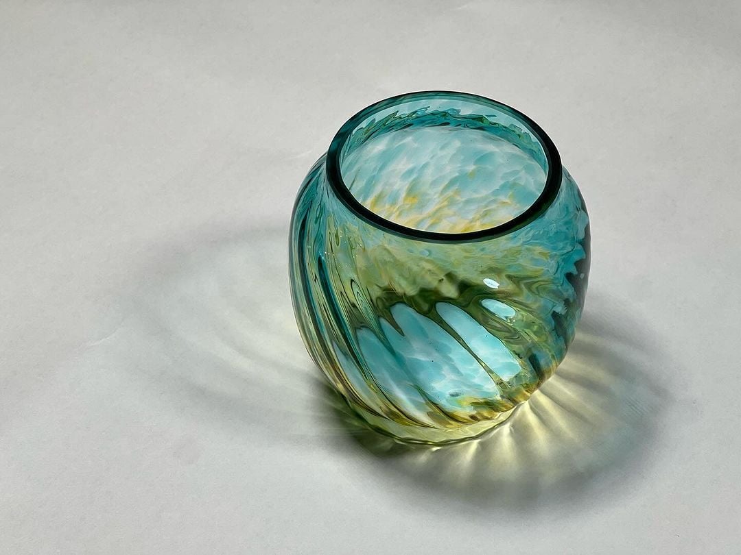 stock arts. ランタングローブ sway glass - lime | Sanka