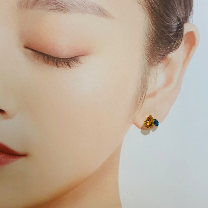 K18 &プラチナ】シトリン and ブルートパーズのピアス K18 &プラチナ】シトリン and ブルートパーズのピアス