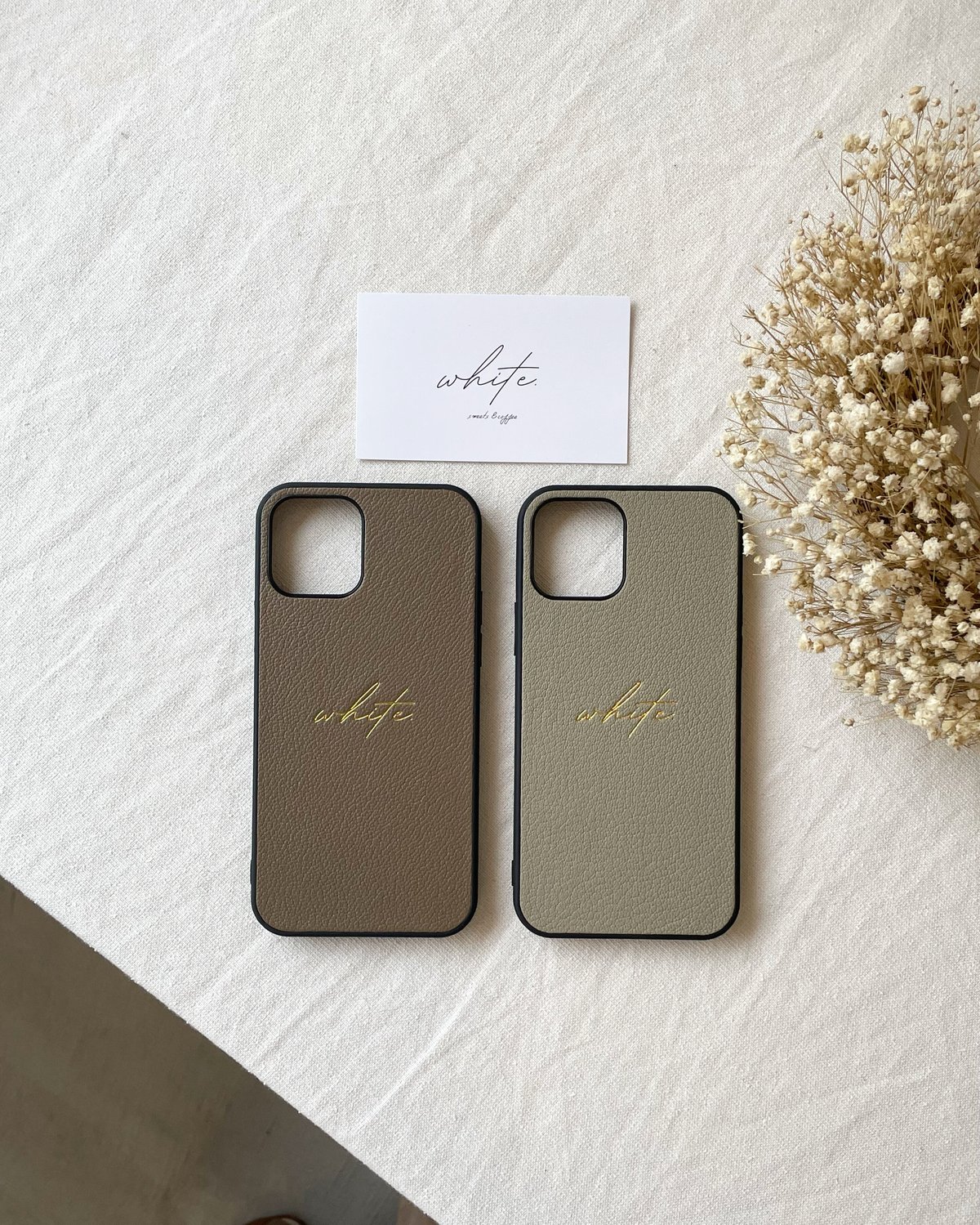 【新品未使用】 リクレア　RECLAIRE   iPhone15ケース RECLAIRE×WHITE. コラボiPhoneケース | WHITE. home