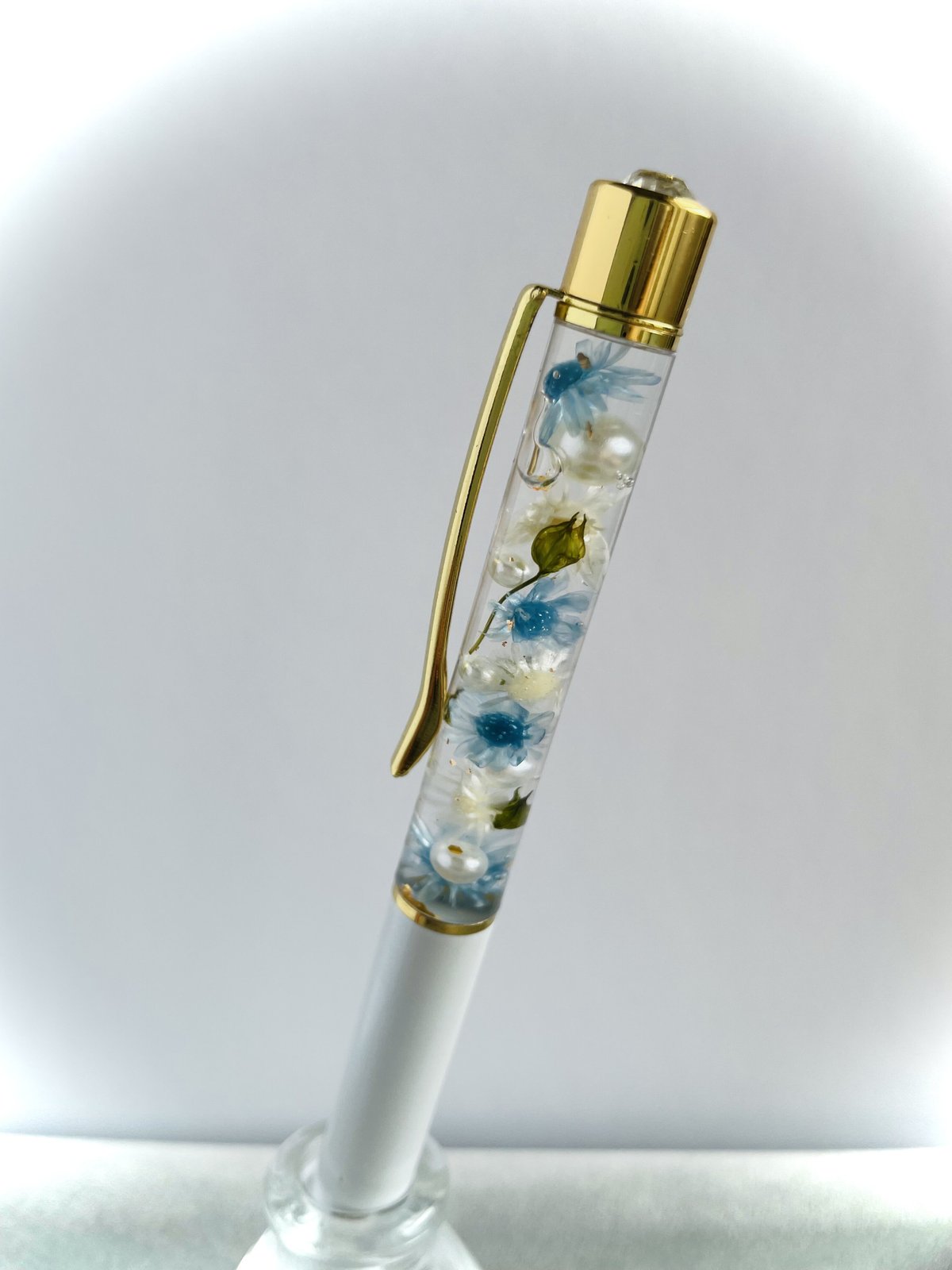 ハーバリウムボールペン ストーン入りオーダーページ yuri様 オーダー品 ハーバリウムボールペン | mint-flower-basket