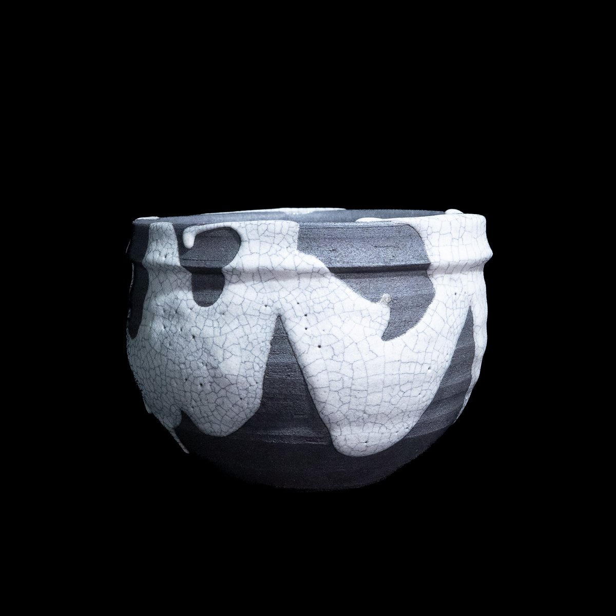 かみ山陶器 白マット貫入丸 | Ducks ( plants. )