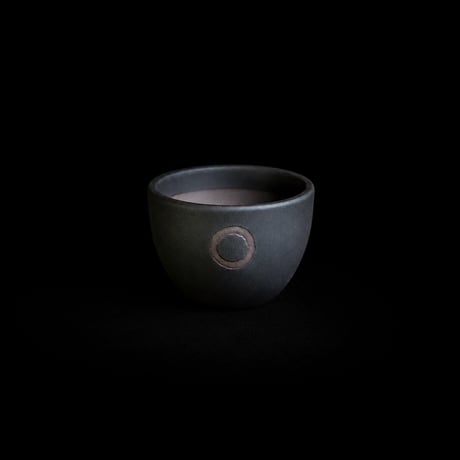 QUTOTEN. 円 -MADOKA- 黒釉