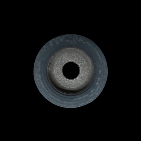 かみ山陶器 黒鉄釉中深ソリ鉢