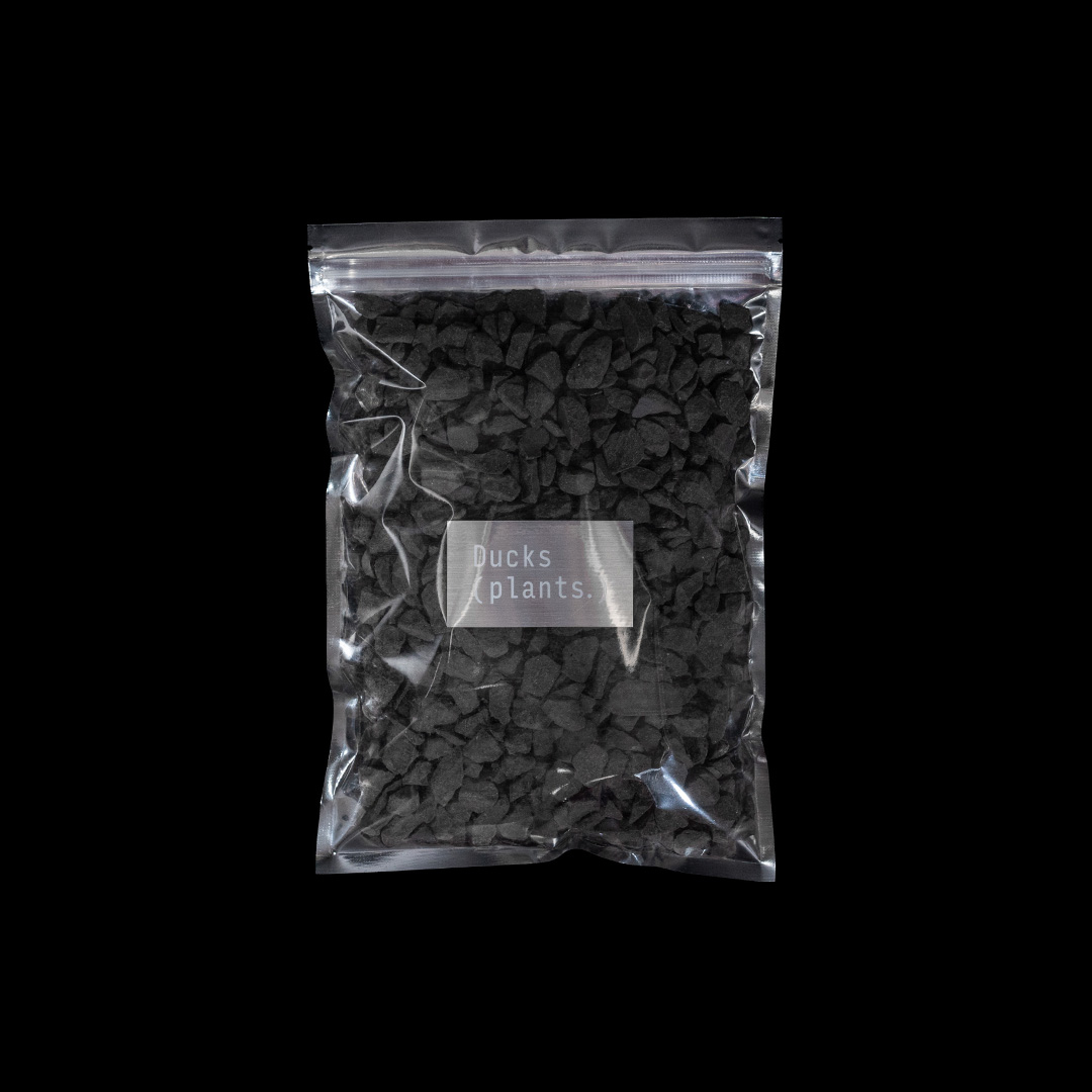 化粧石 黒燻淡路瓦(黒燻玉) 詰替え用パック 中粒(8~14mm) | Ducks ( pla