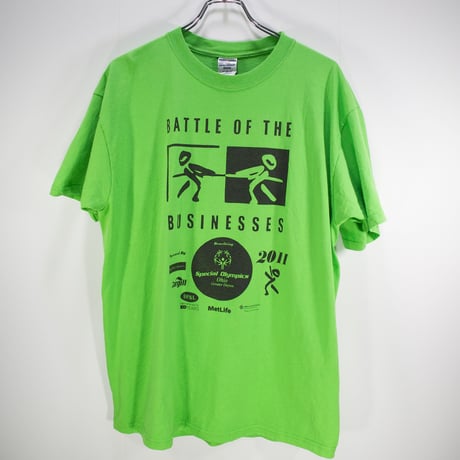 【XLサイズ】BATTLE OF THE BUSINESSES 古着 Tシャツ