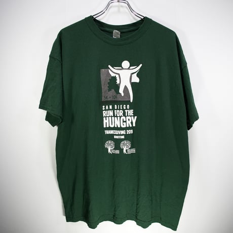 【XLサイズ】RUN FOR THE HUNGRY 古着 Tシャツ