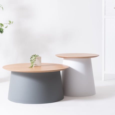 モダンな円形テーブル「Tienna(ティエーナ)」 大（天板：69cm 高さ32.5cm）