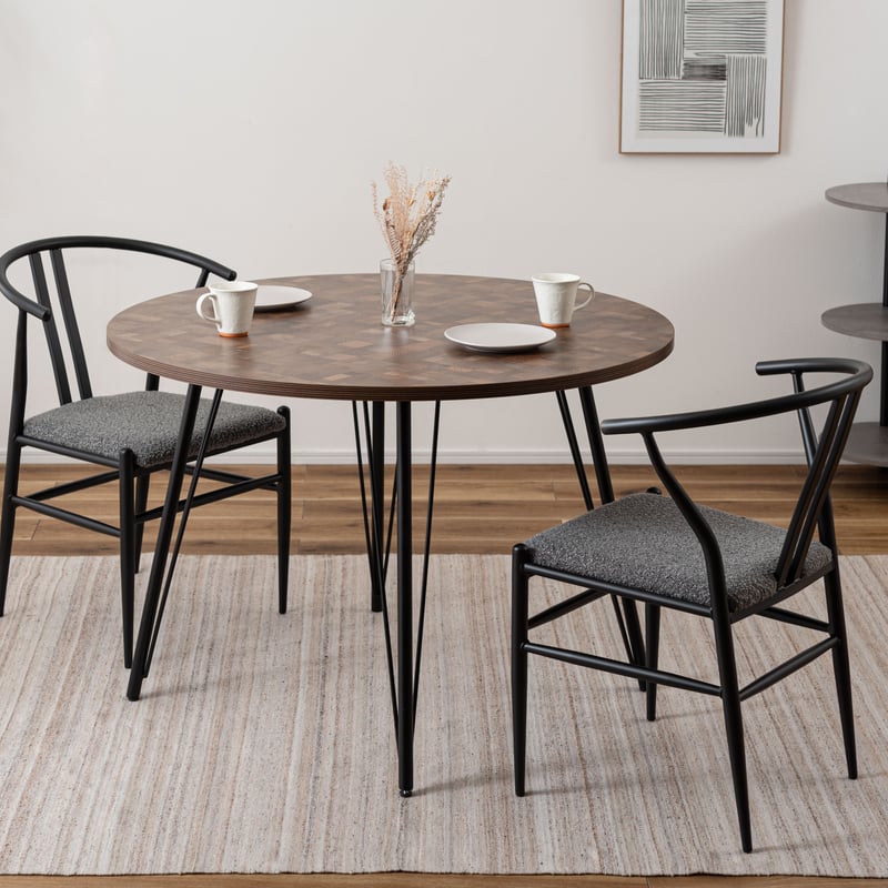 デザインの美しい　椅子　曲線 アイアン　チェア　インテリア 曲線が美しいデザインチェア「Rmoon chair(アールムーンチェア