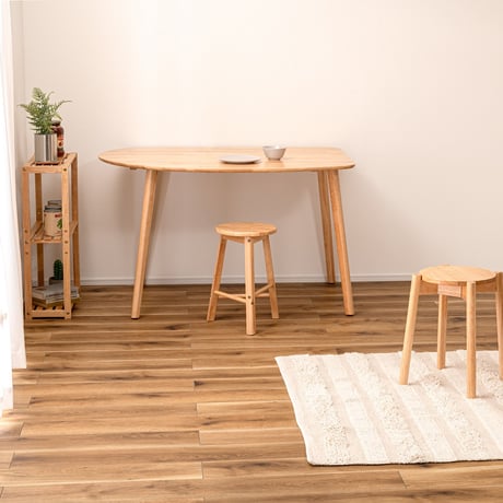 お部屋の隅に置ける円形テーブル「Almone(アルモネ)」
