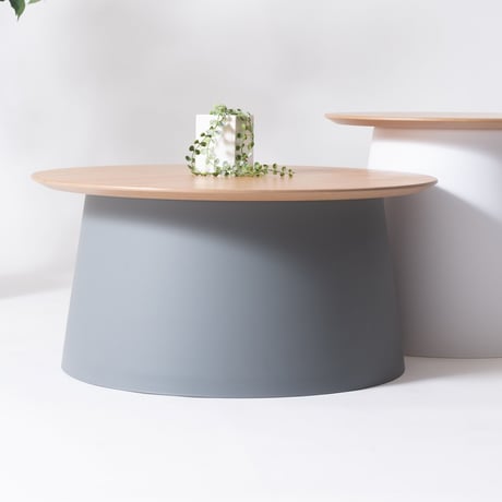 モダンな円形テーブル「Tienna(ティエーナ)」 大（天板：69cm 高さ32.5cm）