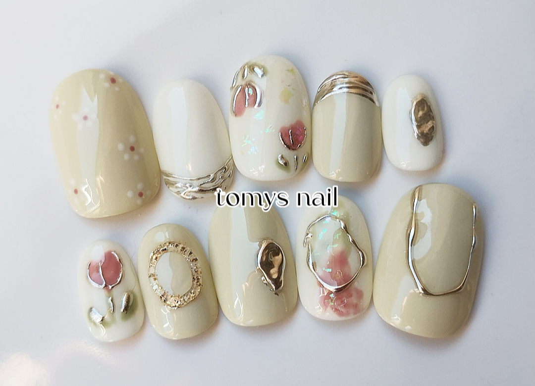 ⋆.⸜チューリップ⸝.⋆ネイルチップ | tomys.nailtip(14日以内発送)