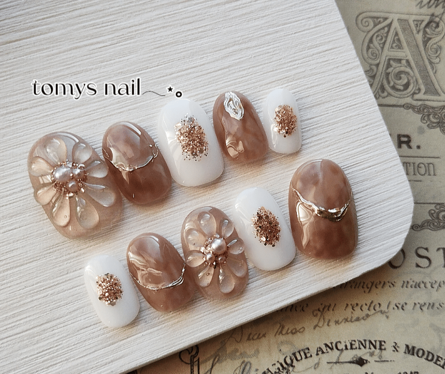 【現品】夏ネイル　ニュアンスネイル　ネイルチップ　個性派ネイル　大人ネイル ニュアンスネイル 夏ネイル キラキラネイル 大人ネイル 海