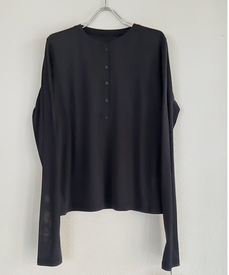 ♦️春物限定SALE♦️PRIORITY / シアーヘンリーネックPO