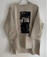 RÉAC/ エンボスTシャツ