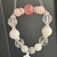 【パンダの工房】天然石ストロベリーローズクオーツデザインブレスレット
