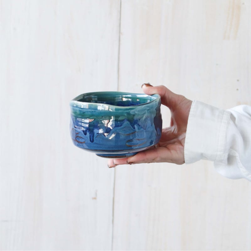 均窯　碗 トルコ均窯・青釉金流し 抹茶盌［ギフト］ | AWASAKA
