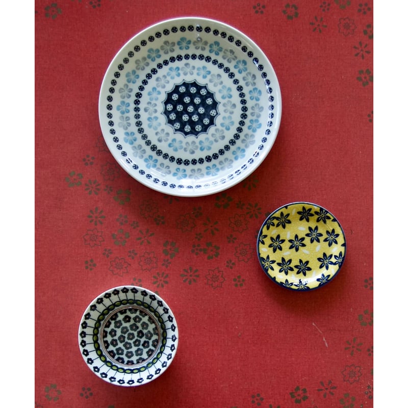 楽慶入 小皿 共箱 幅約9㎝ 東Y7-0508① 楽慶入 小皿 共箱 幅約9㎝ 東Y7