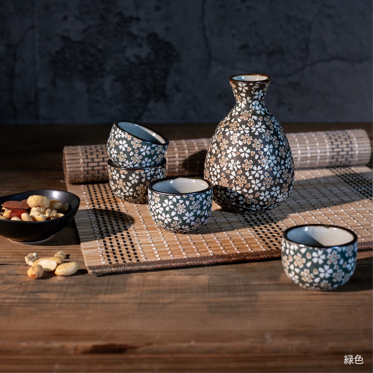 ◆砥部焼 黒茶碗『中元洋一』作 四方桟共箱 四国 茶道具◆ ◇砥部焼 黒茶碗『中元洋一』作 四方桟共箱 四国 茶道具◇
