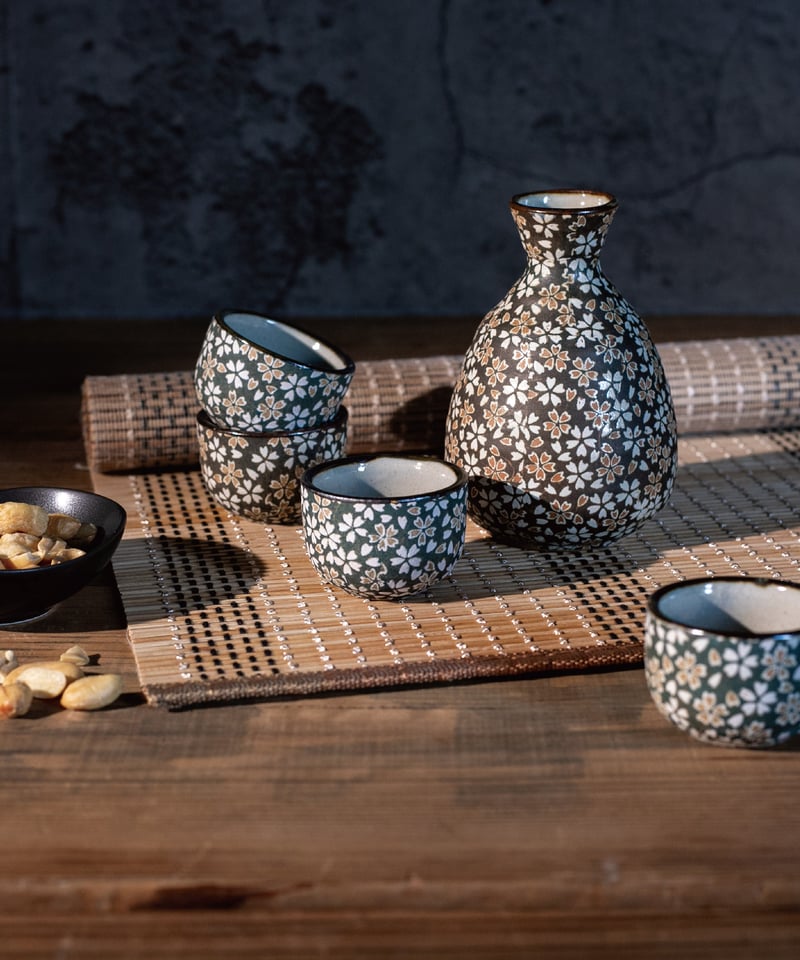 花ちらし 酒器揃［ギフトセット］ | AWASAKA