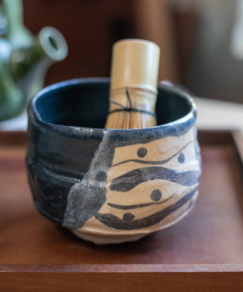 絵織部・黒織部 抹茶盌（木箱）［ギフト］ | AWASAKA