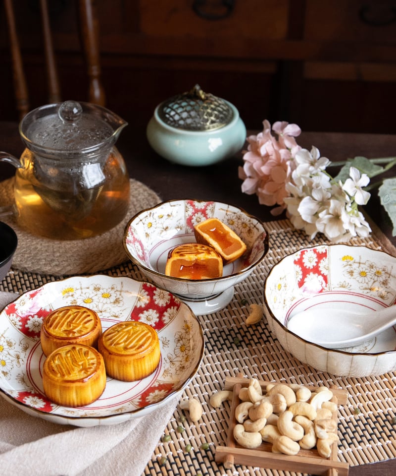 中国 菊形托付 手付菊形碗 f2221208 中国 菊形托付 手付菊形碗