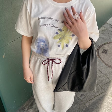 【即納商品】bloom with edge t-shirt